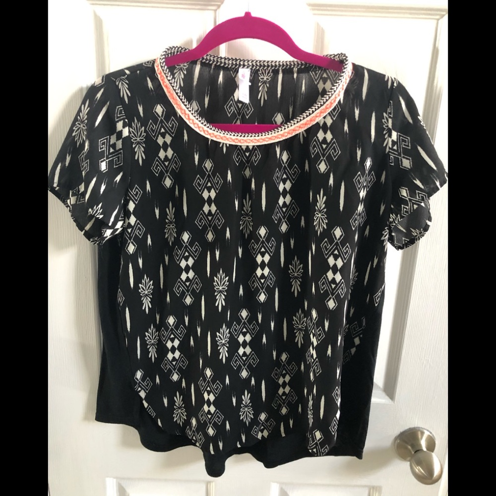 Cute blouse